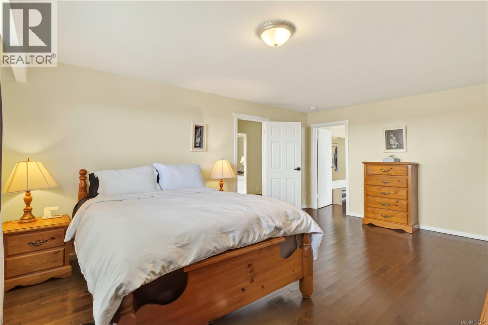 2505 Glenayr Dr, Nanaimo