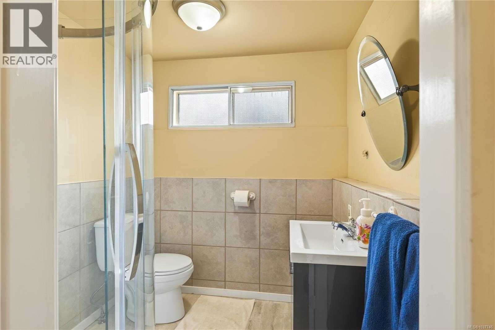 2505 Glenayr Dr - 46