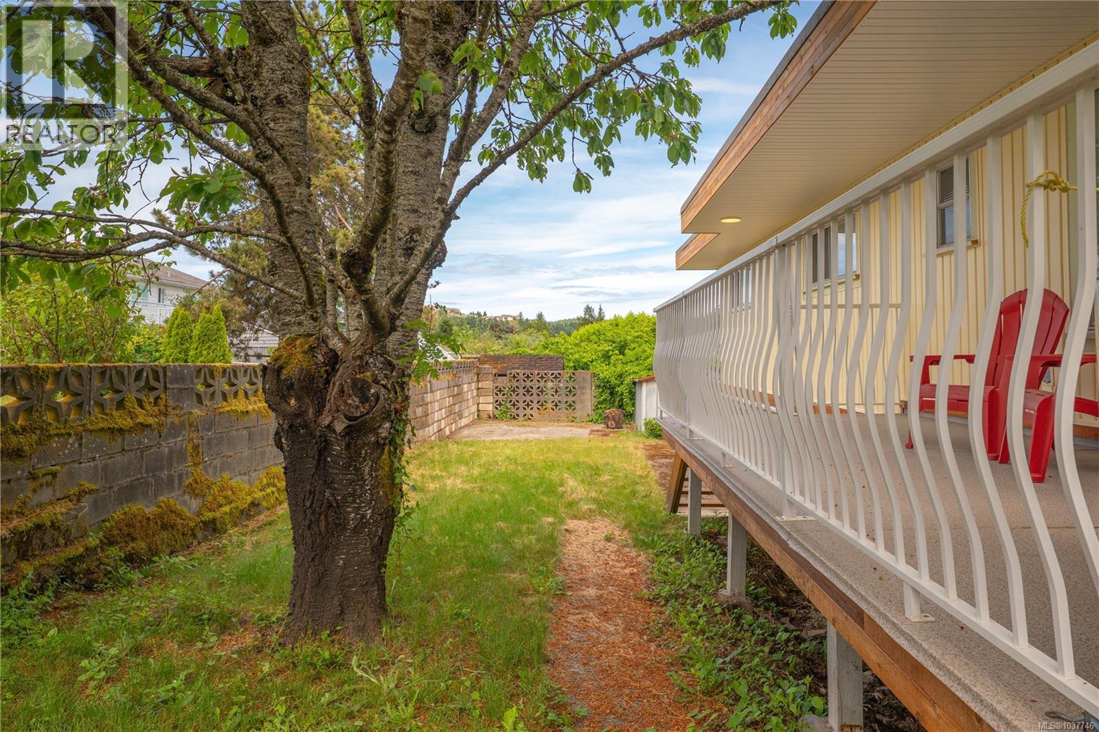 2505 Glenayr Dr - 68