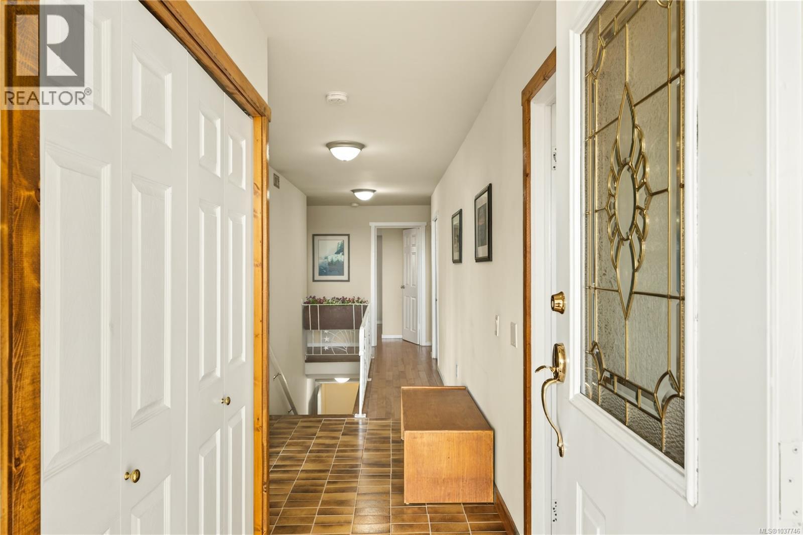 2505 Glenayr Dr - 9