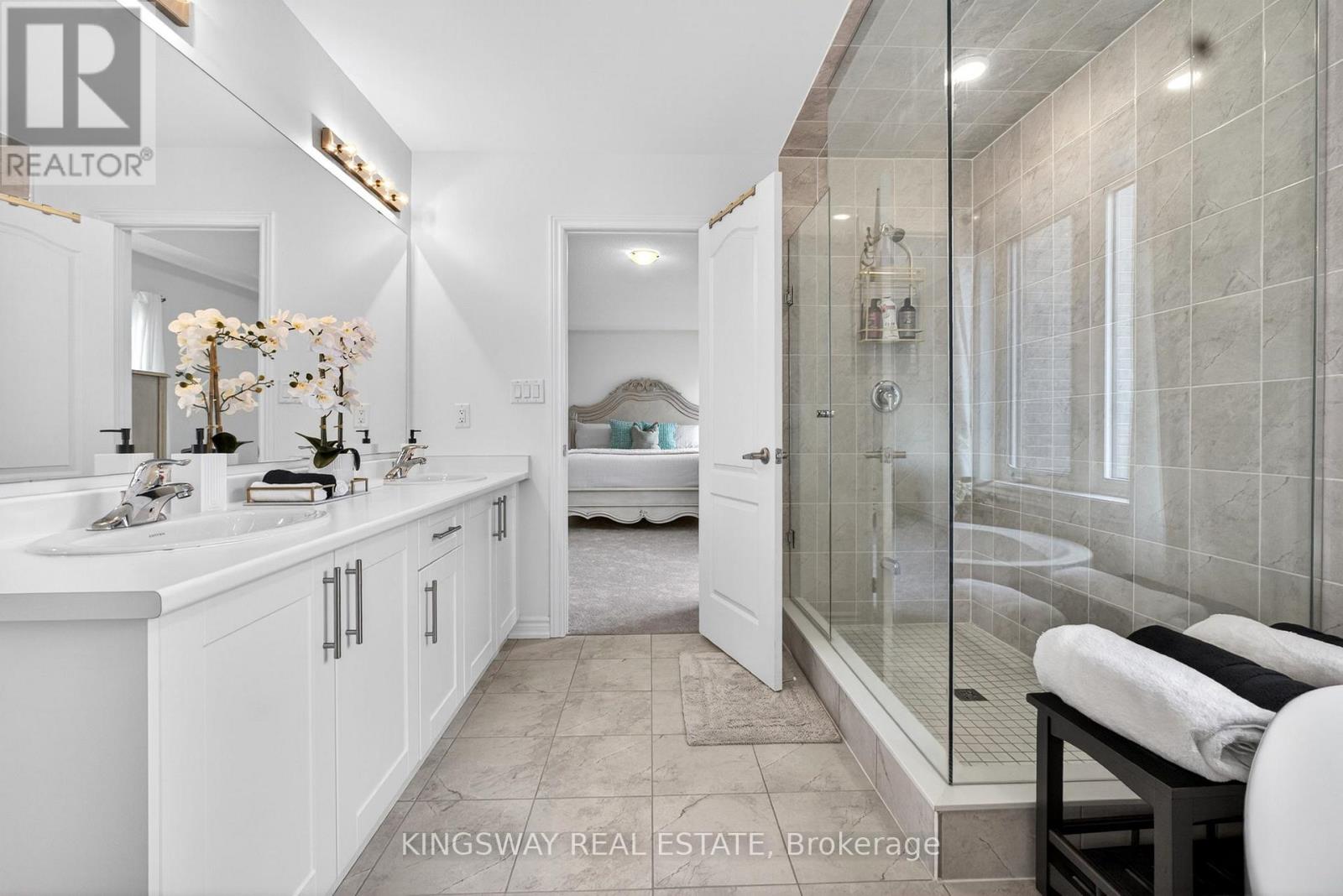 2144 HALLANDALE STREET - 25