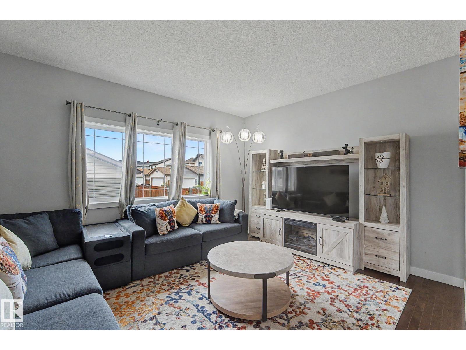 18144 76 ST NW - 13