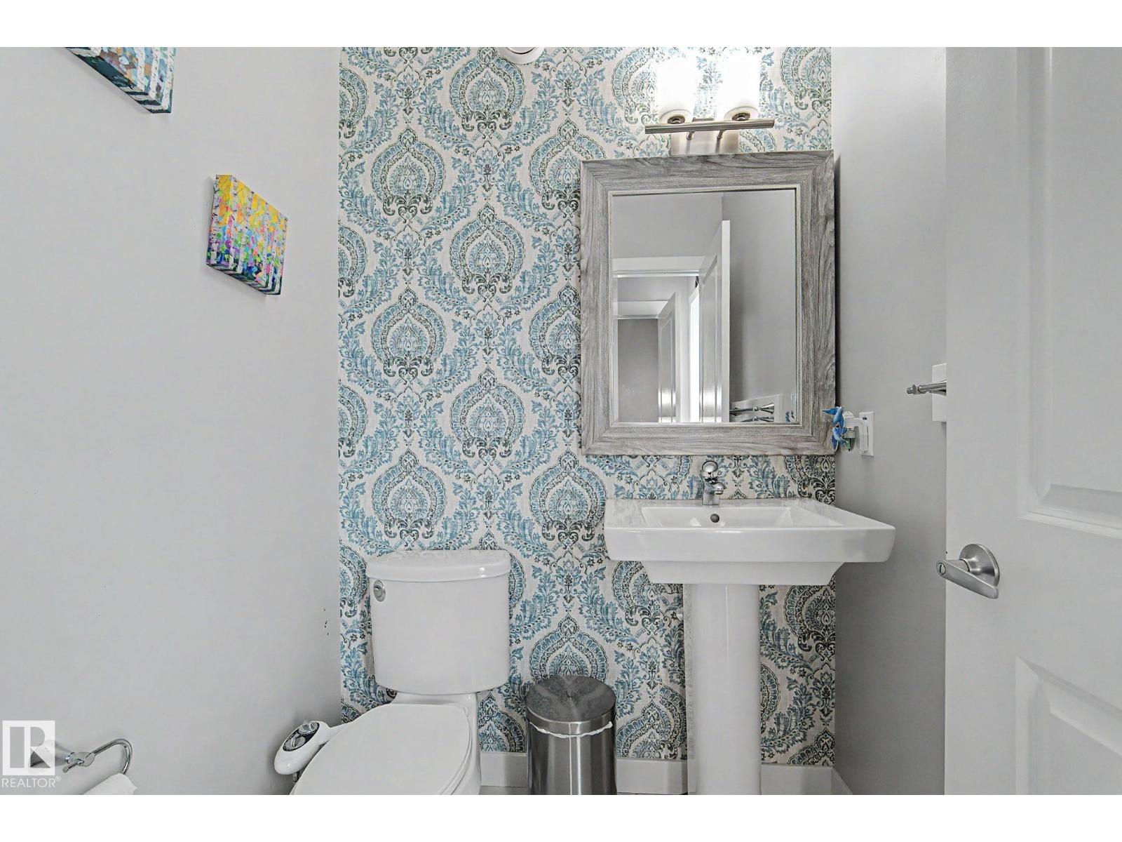 18144 76 ST NW - 17
