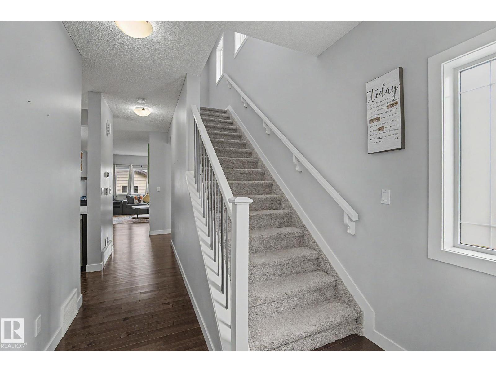 18144 76 ST NW - 22
