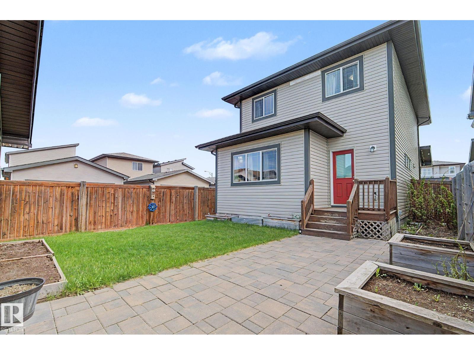 18144 76 ST NW - 49