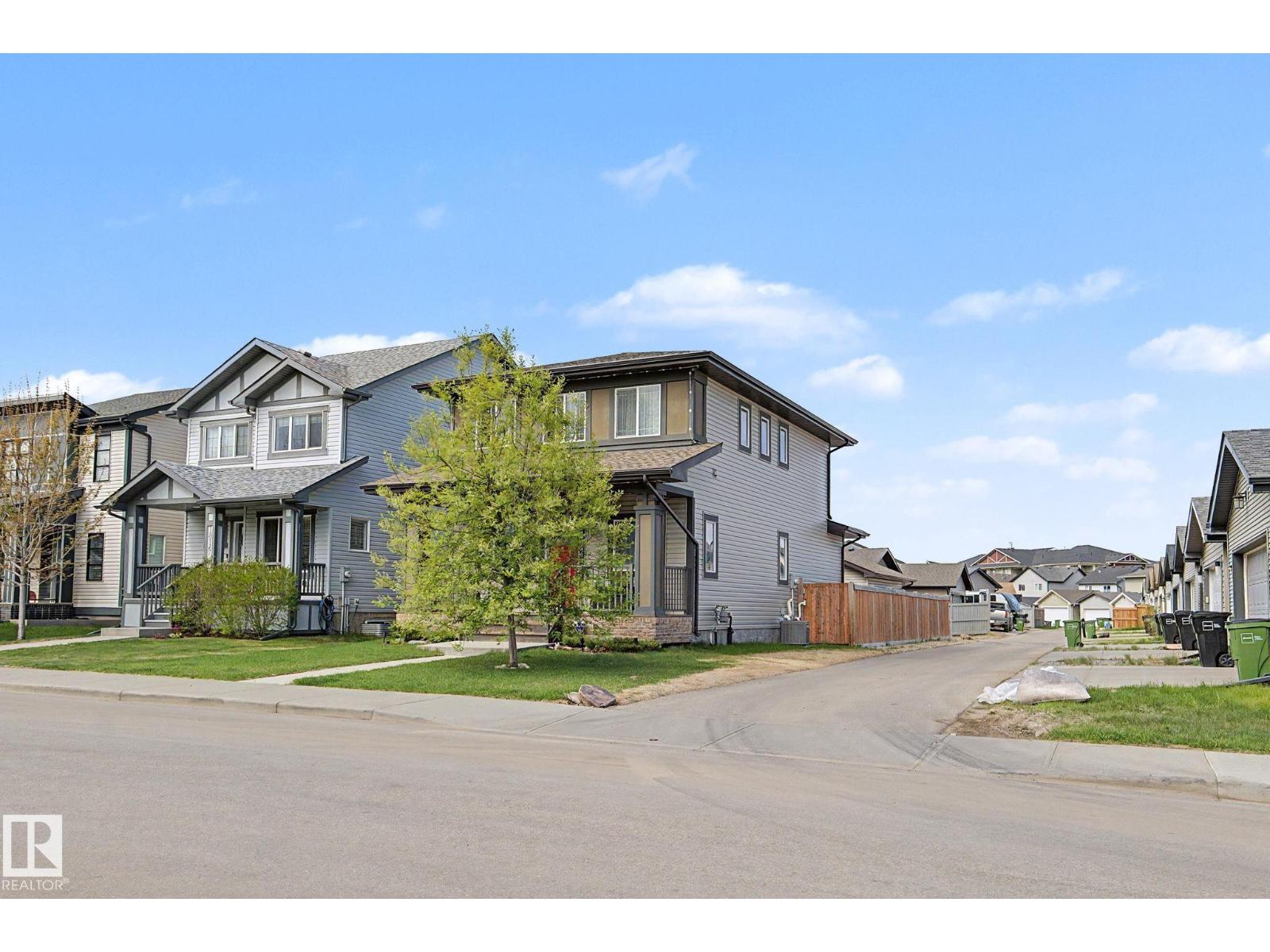 18144 76 ST NW - 54