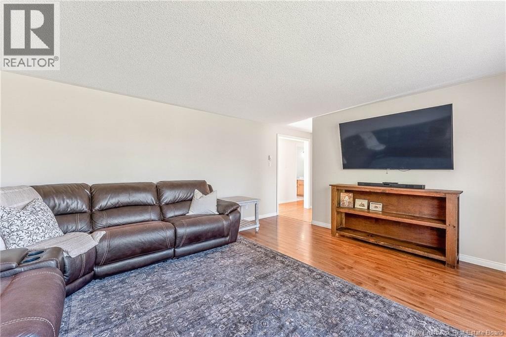 40 Limekiln Road - 12