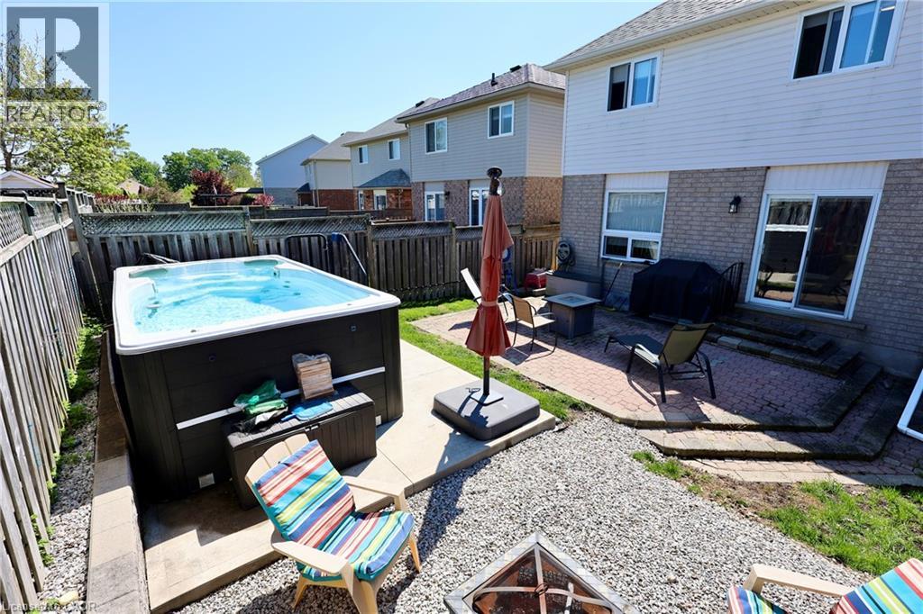 30 HEATHERWOOD Place - 38