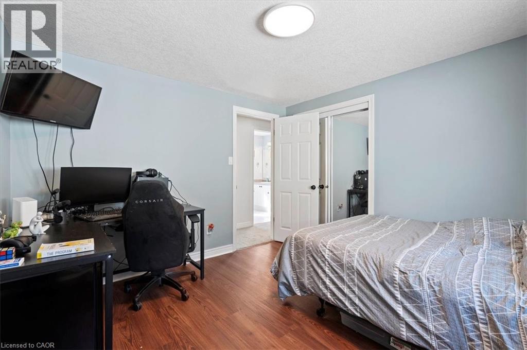 30 HEATHERWOOD Place - 27