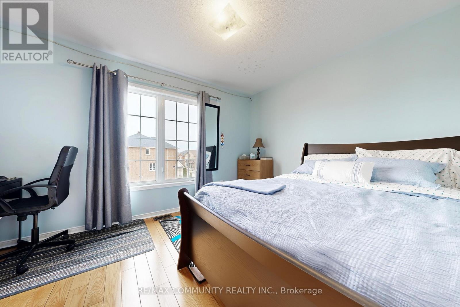 771 CORNELL ROUGE BOULEVARD - 33