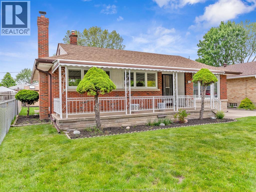 3756 ROSEMOUNT AVENUE - 4