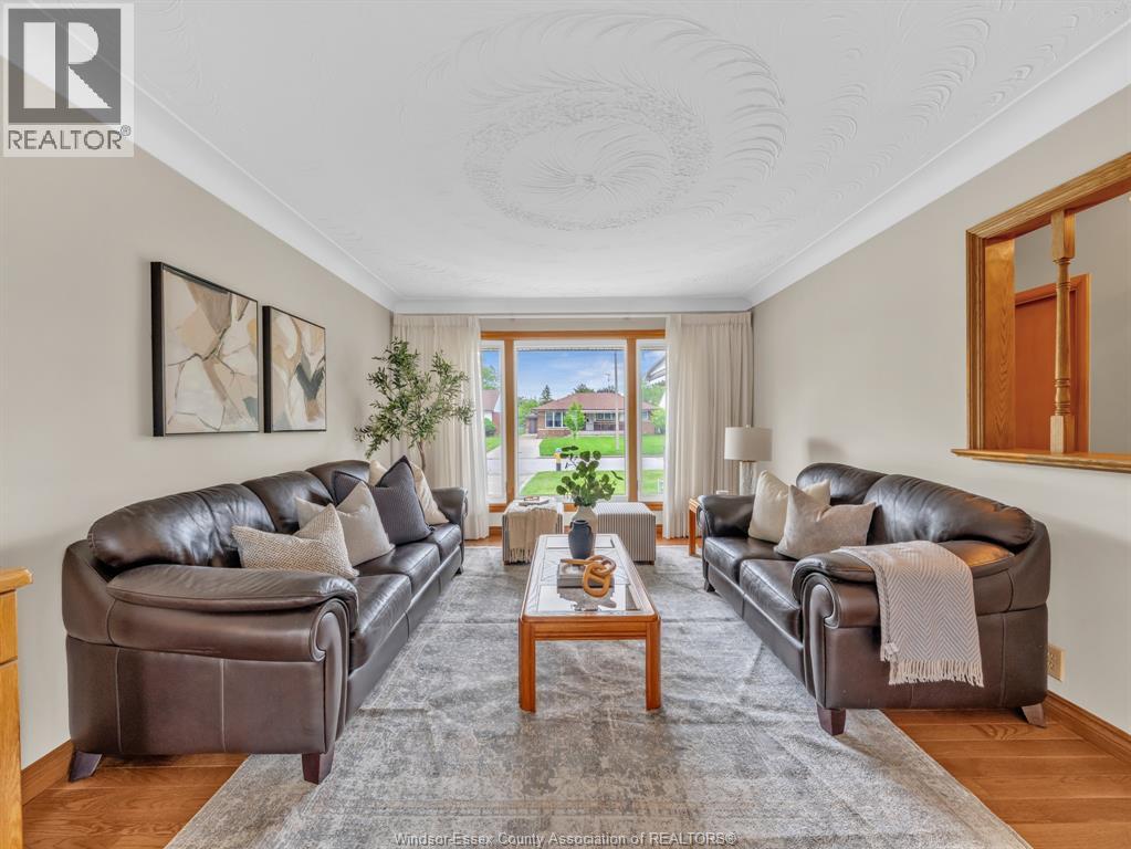 3756 ROSEMOUNT AVENUE - 8