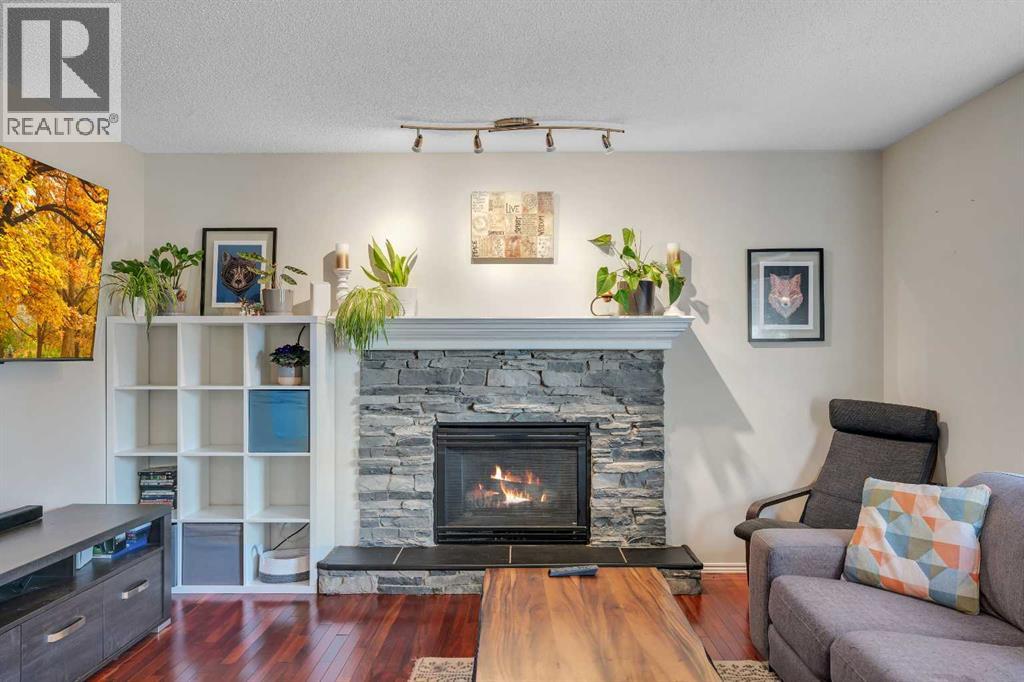 2828 Douglasdale Boulevard SE - 6