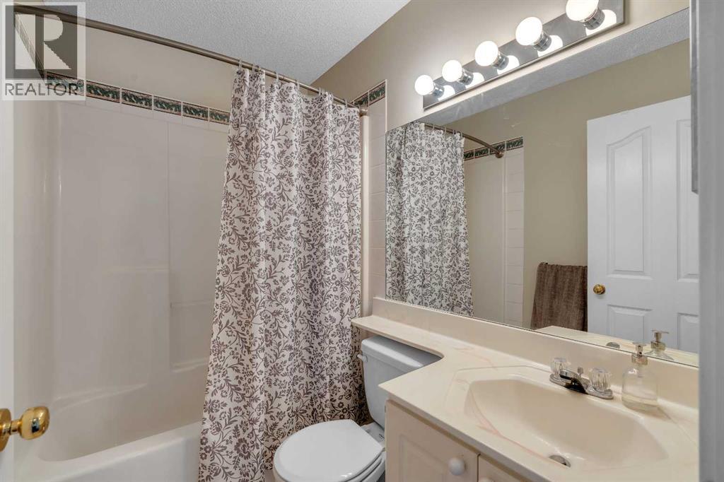 2828 Douglasdale Boulevard SE - 25