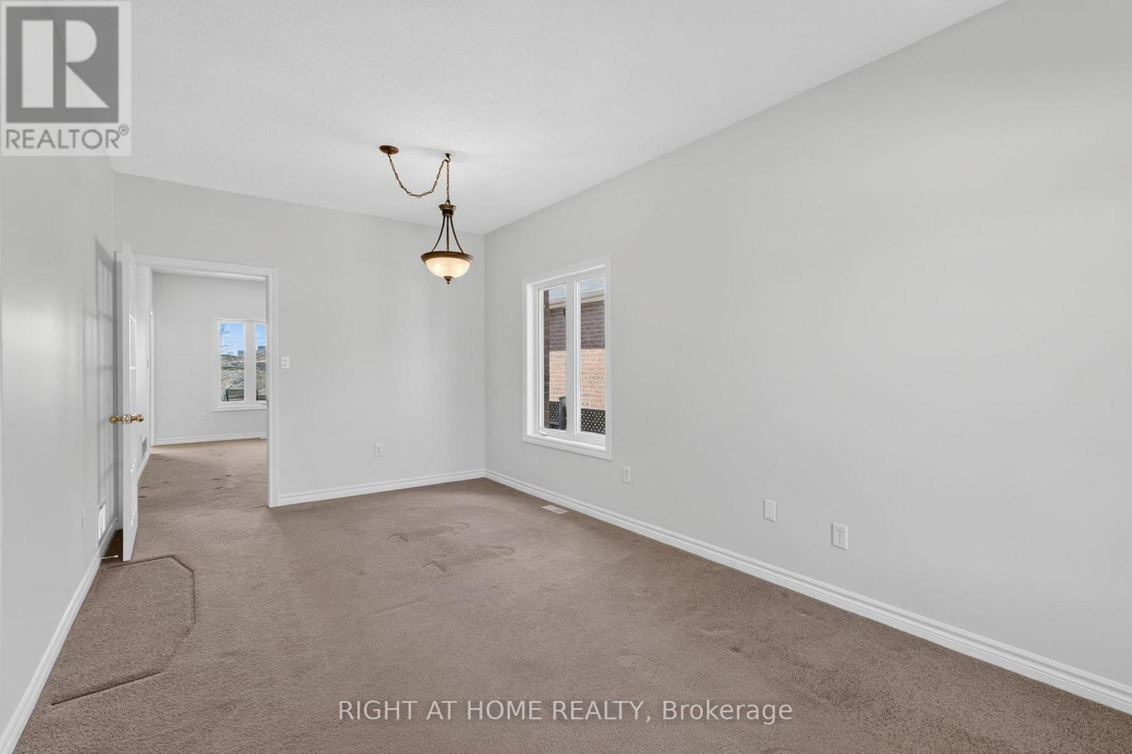 87 JESSICA DRIVE - 14