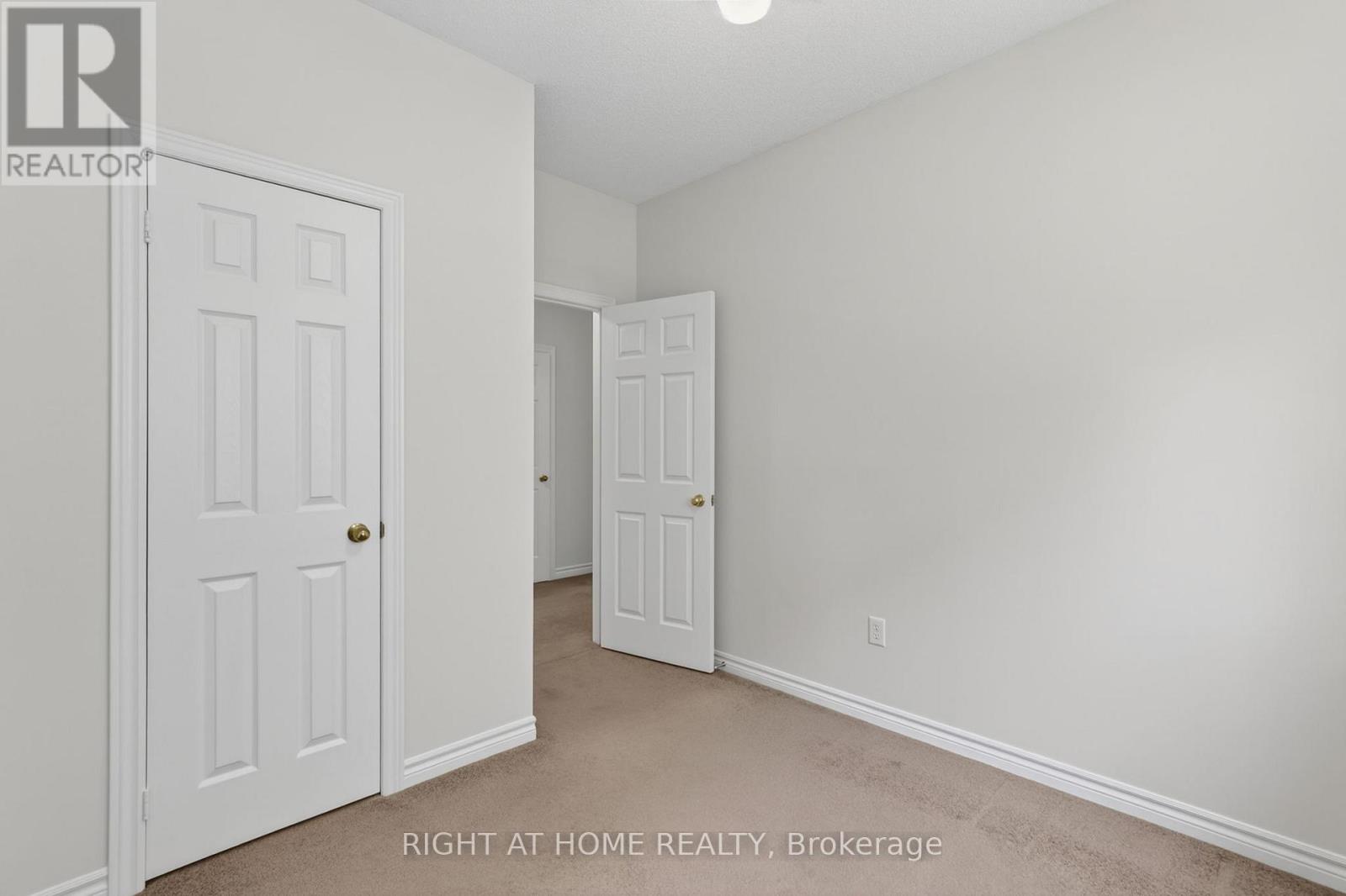 87 JESSICA DRIVE - 28