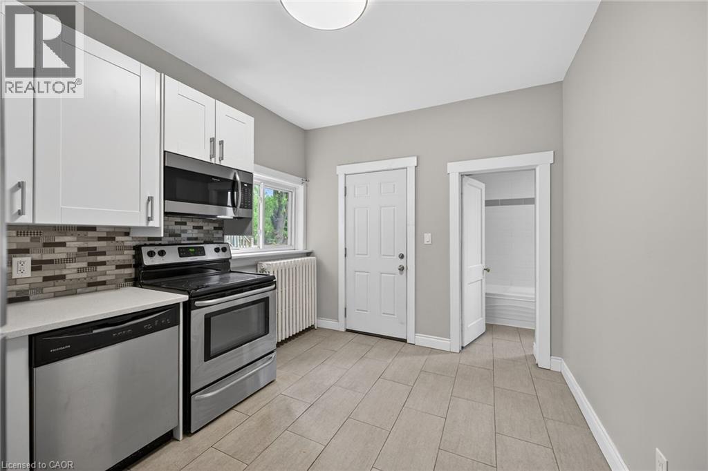 227 SHERMAN Avenue S - 13