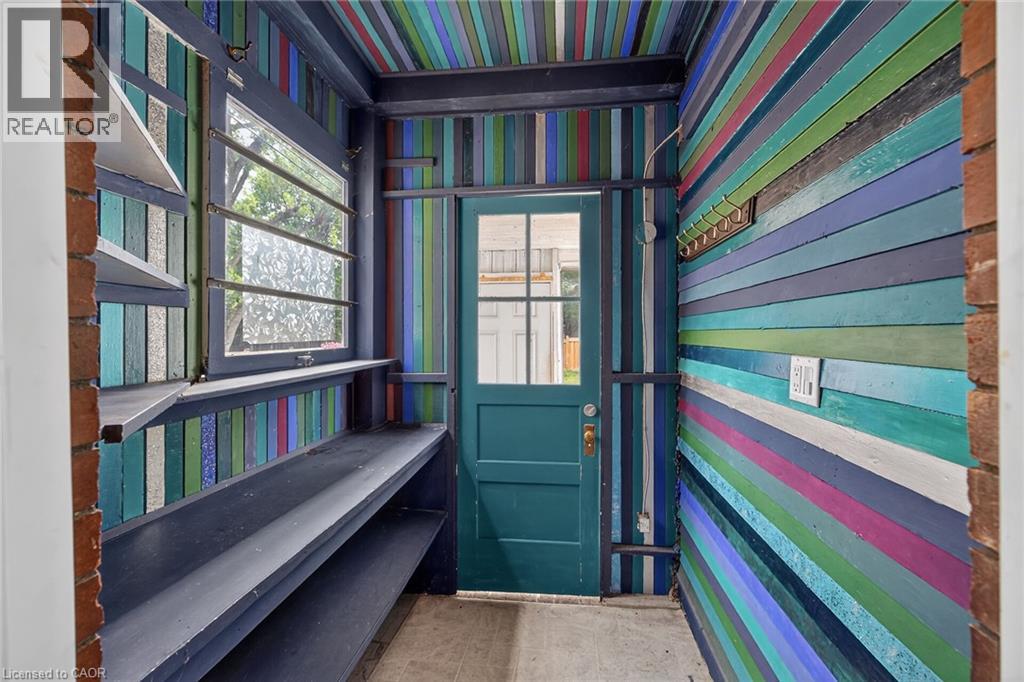 227 SHERMAN Avenue S - 18