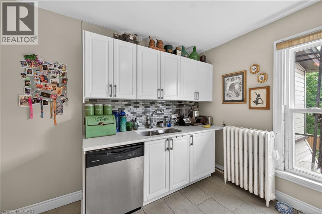 227 SHERMAN Avenue S - 31