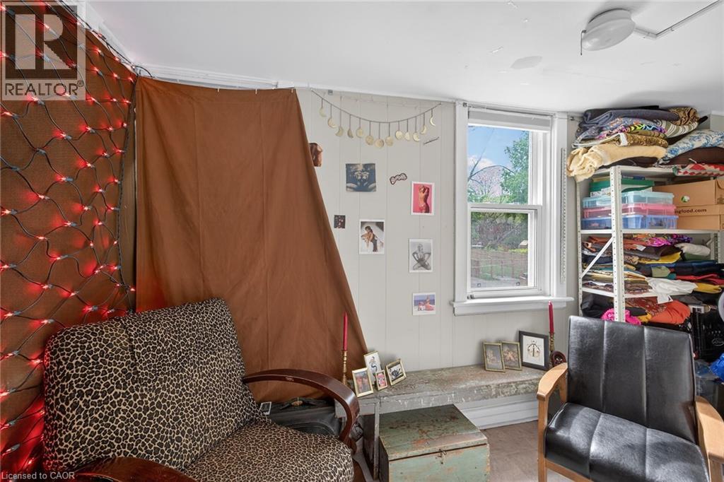 227 SHERMAN Avenue S - 36
