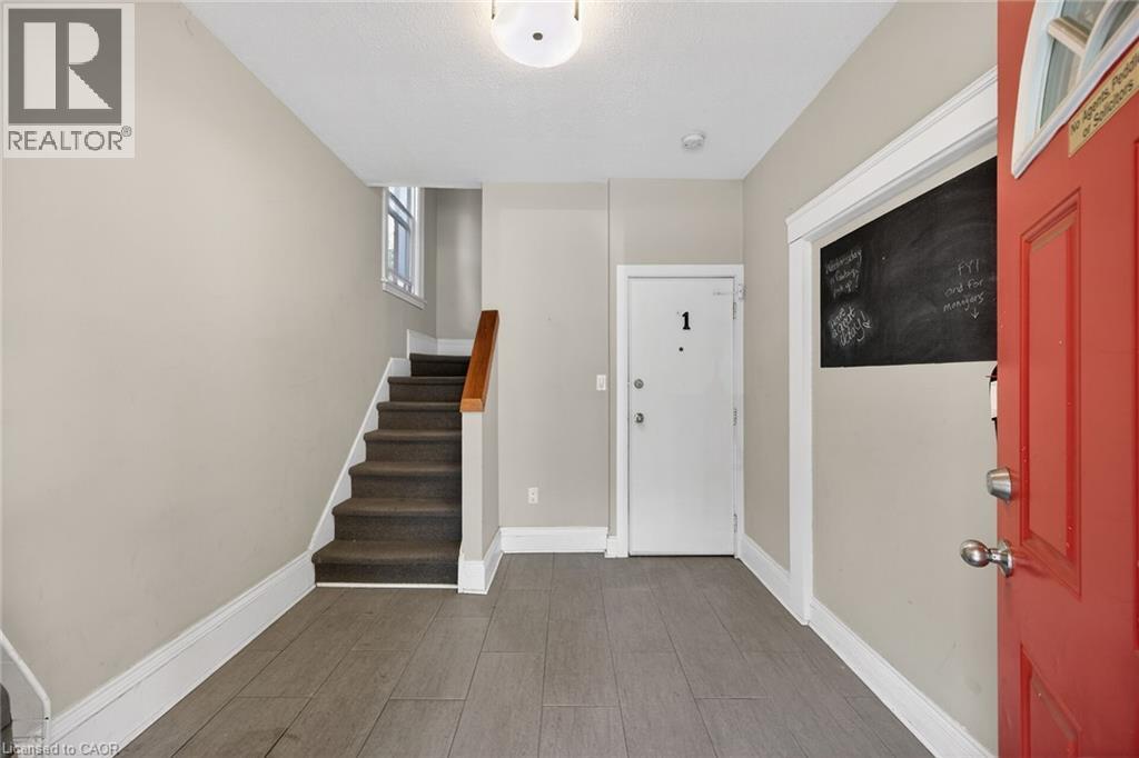 227 SHERMAN Avenue S - 5