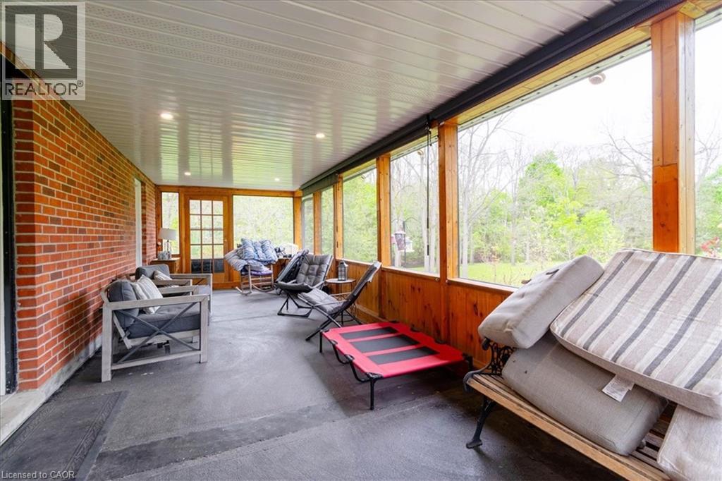 111 DECOU Road - 31