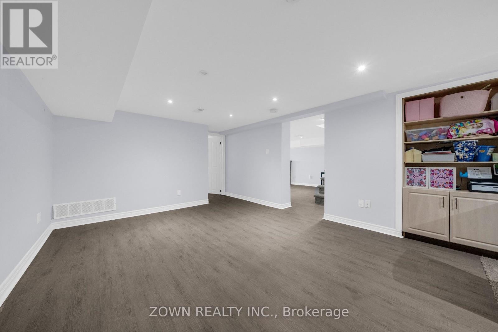 2330 EDENHURST DRIVE - 39