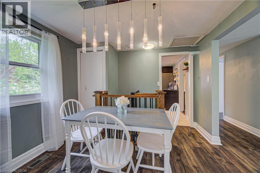 39 GUELPH Street - 9