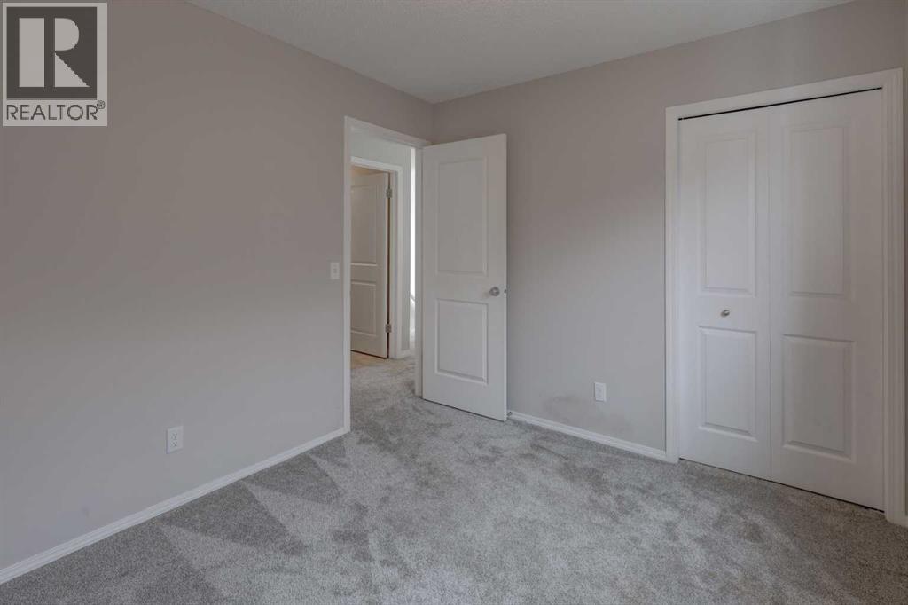 16 Fireside Way - 16