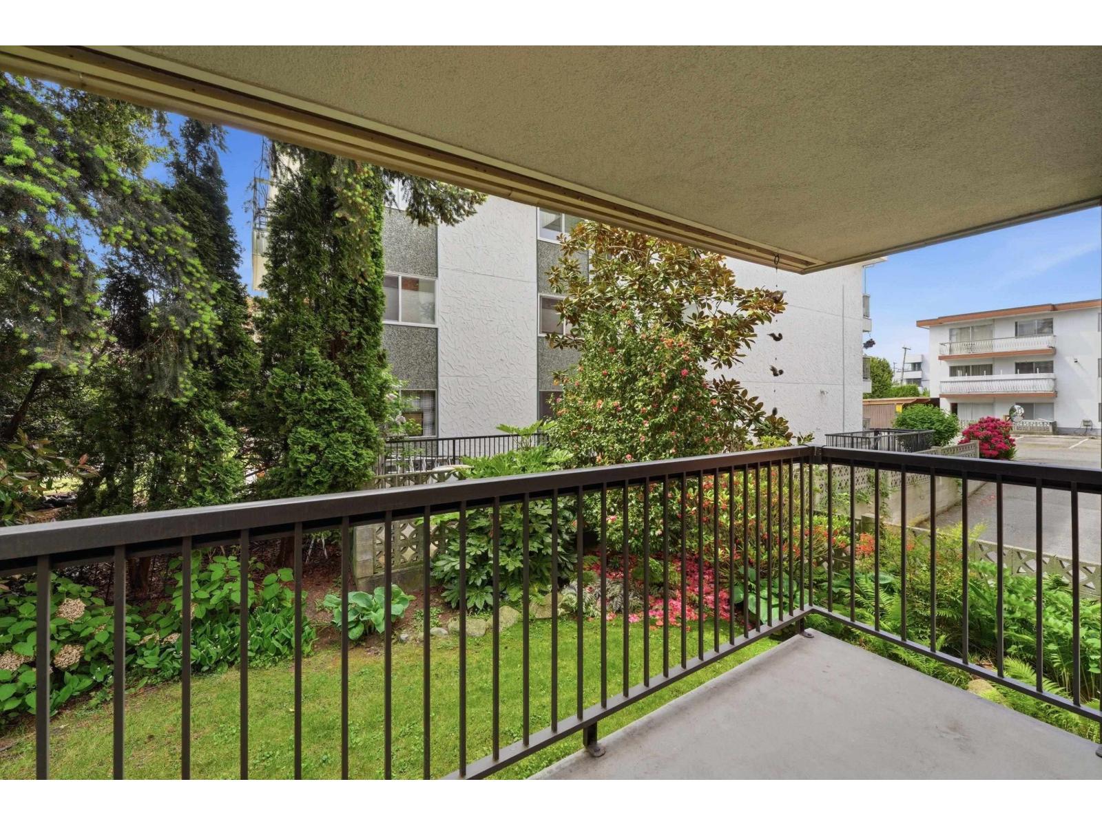 104 1355 FIR STREET, White Rock