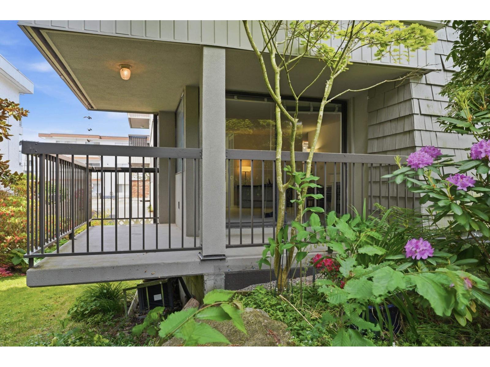 104 1355 FIR STREET, White Rock