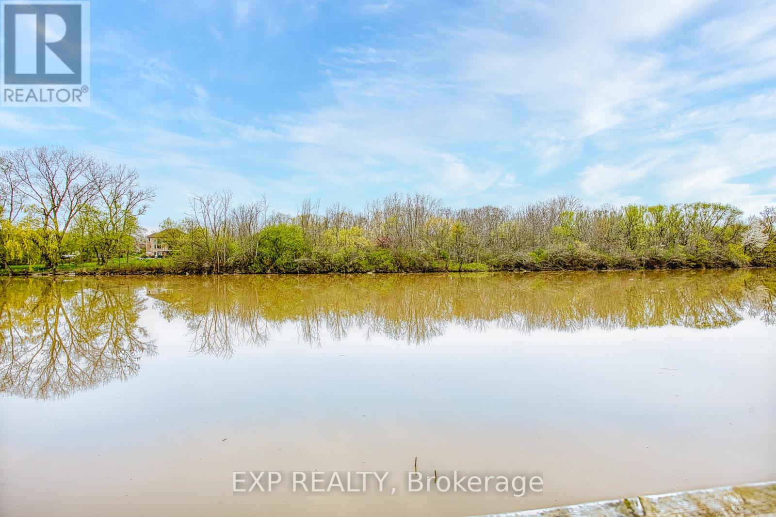 68 RIVERSIDE DRIVE - 31
