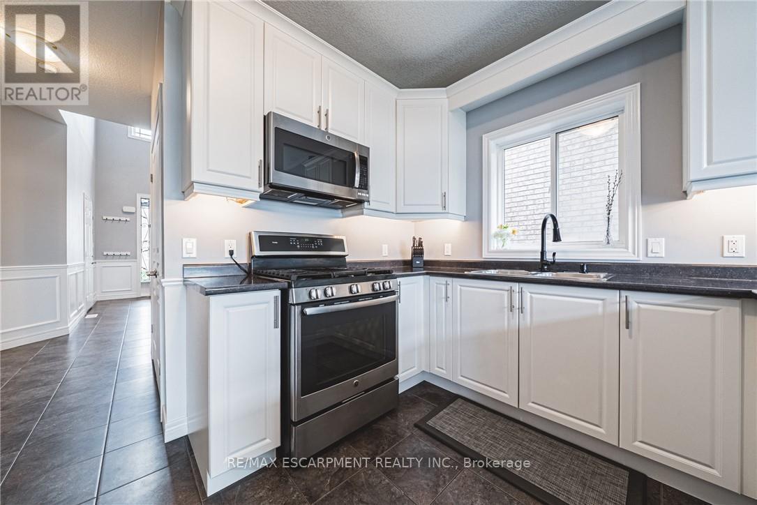 154 KEYSTONE CRESCENT - 17