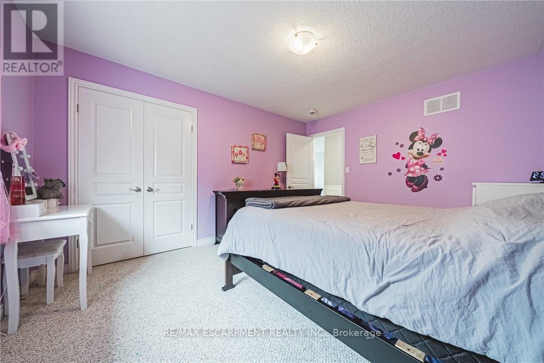 154 KEYSTONE CRESCENT - 27