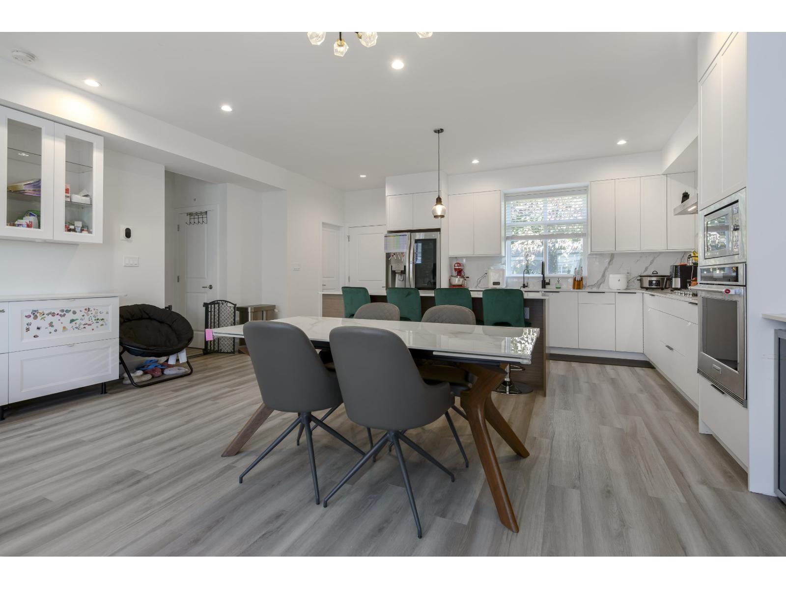 38 10488 124 STREET, Surrey