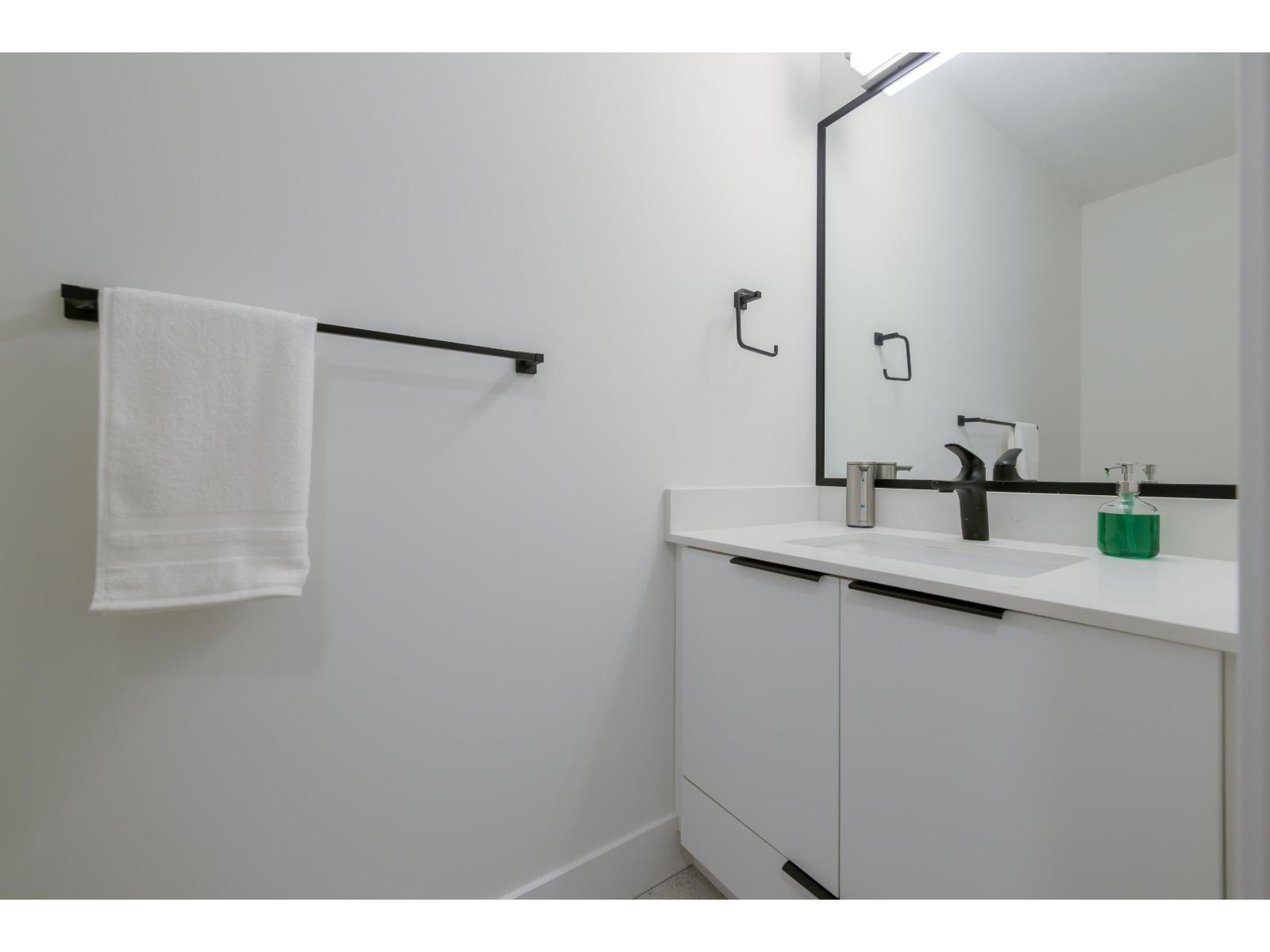 38 10488 124 STREET, Surrey