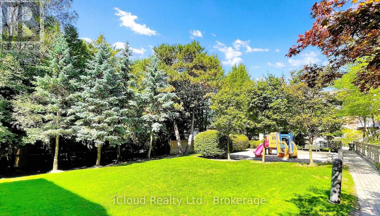#11 285 ANTIBES DRIVE - 25