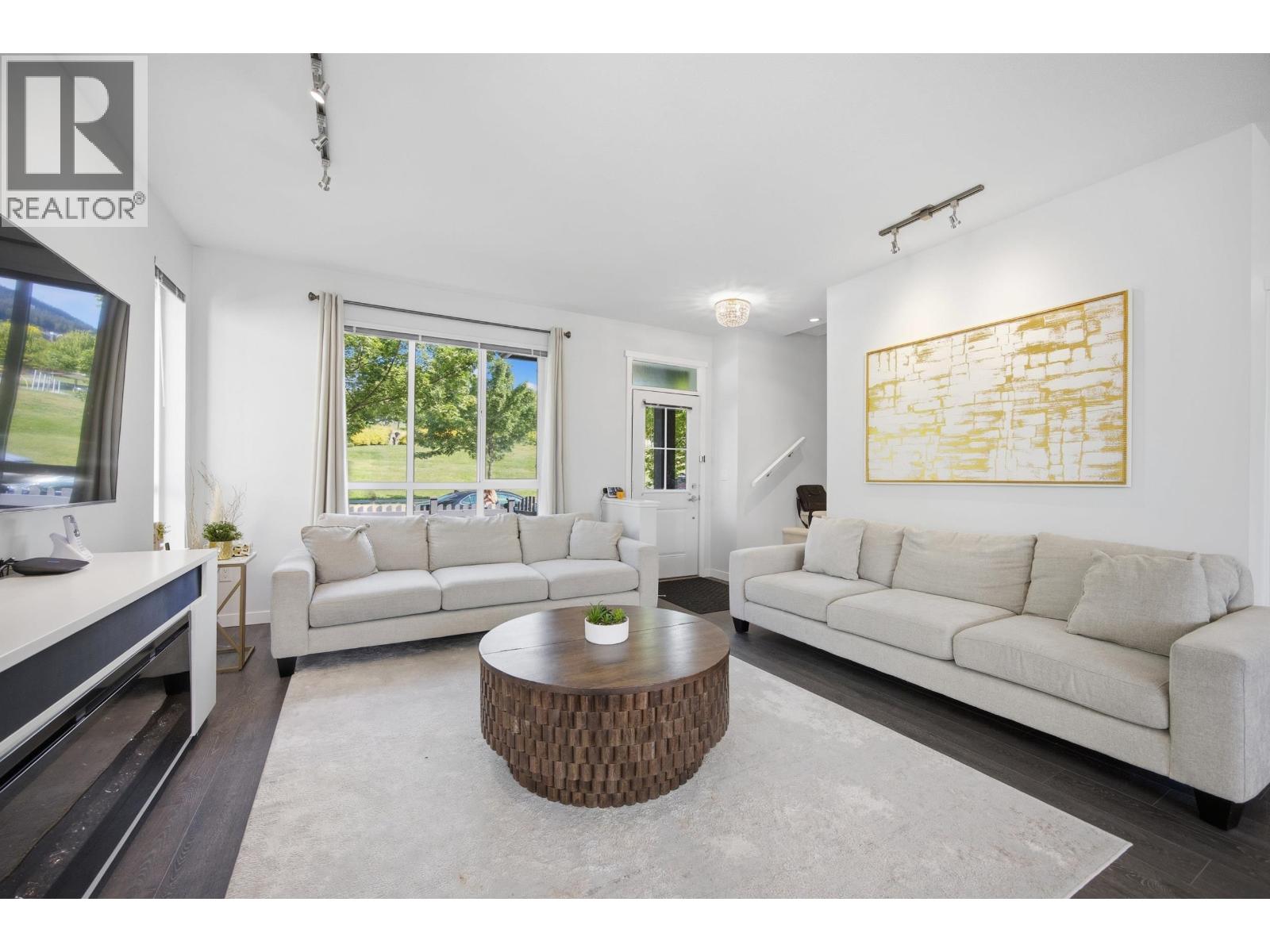 14 3500 BURKE VILLAGE PROMENADE, Coquitlam