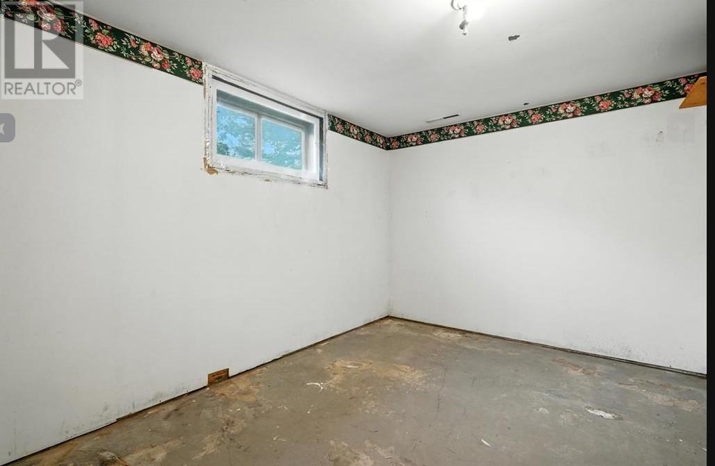 29 Eley RD - 7