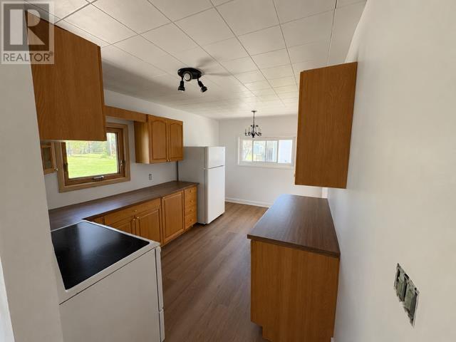 29 Eley RD - 8