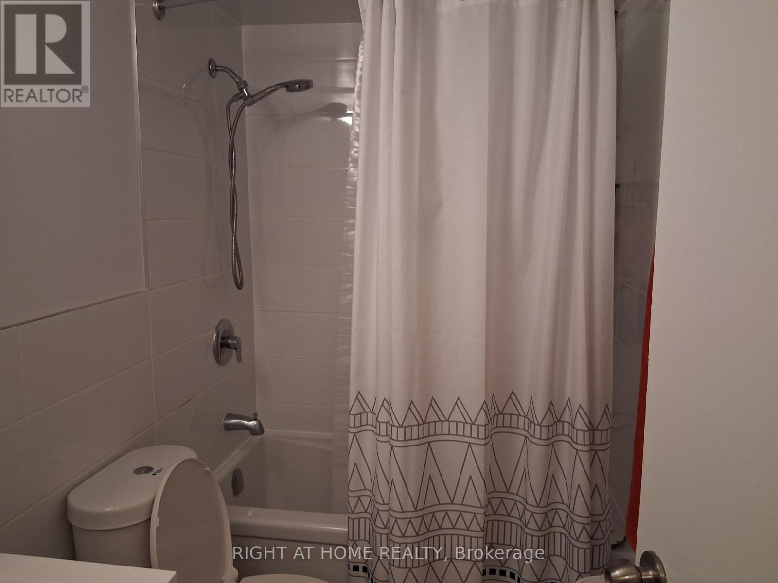 #1001 235 GRANDRAVINE DRIVE - 24