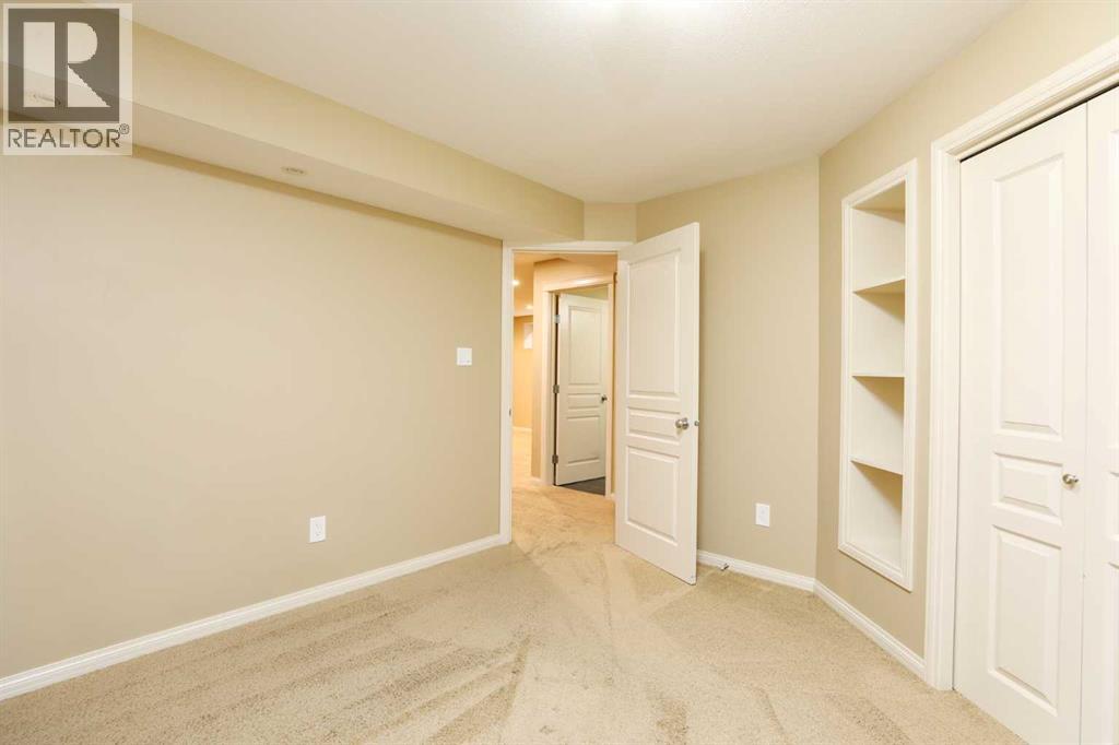 132 Firelight Way W - 36