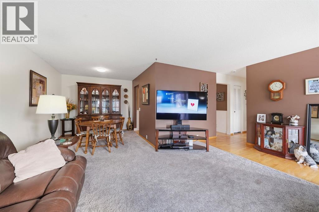 336 Whiteview Close NE - 8
