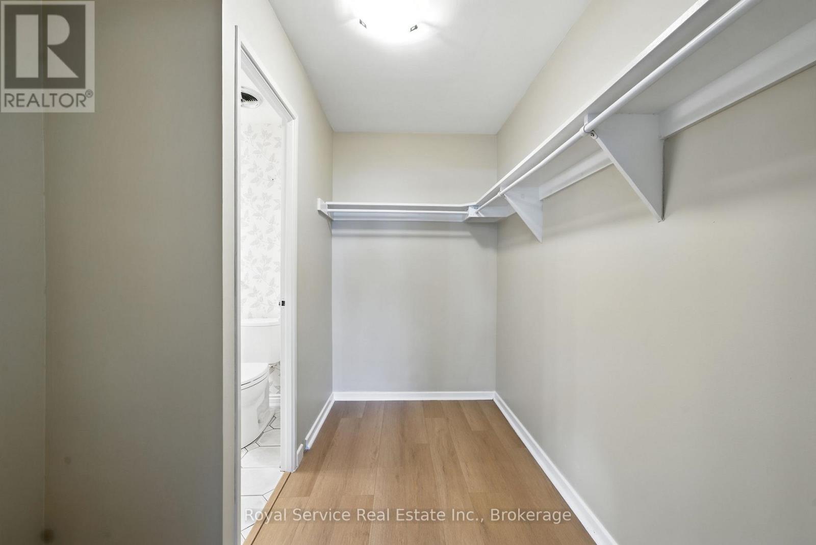 #101 337 SIMCOE STREET N - 24