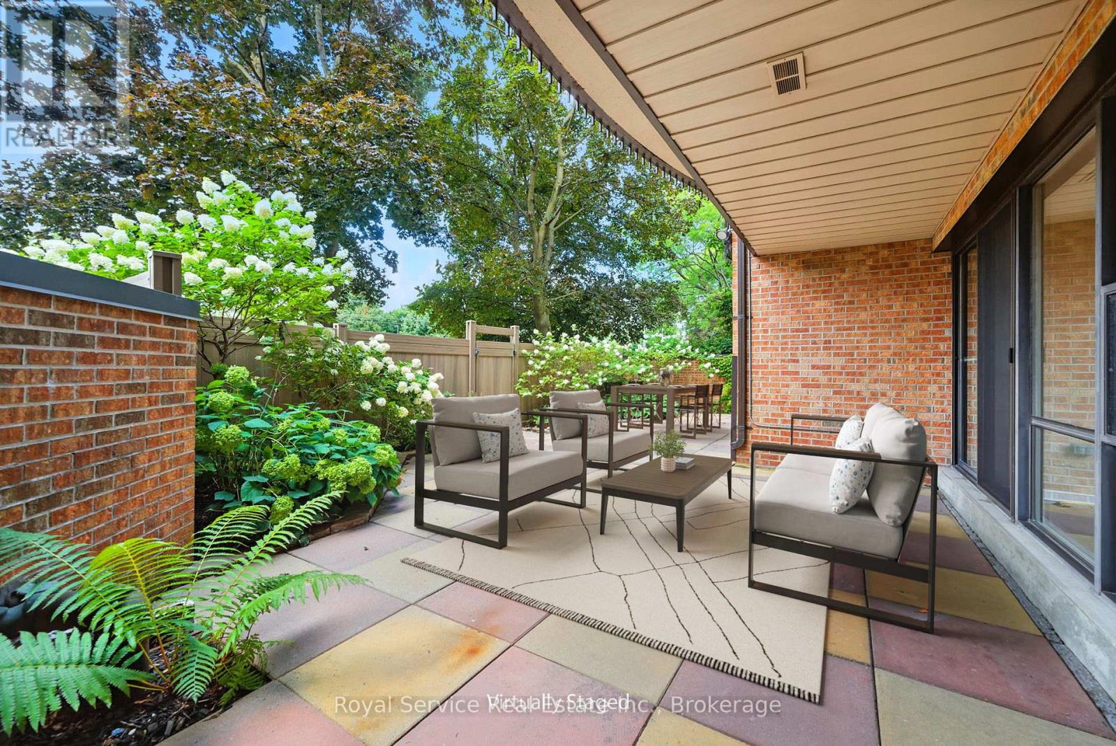#101 337 SIMCOE STREET N - 28