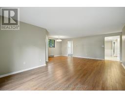 101 - 337 Simcoe Street N, Oshawa, ON L1G4T2 Photo 9