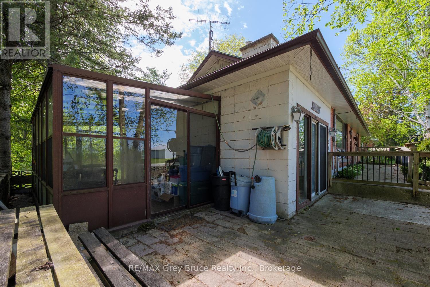 515 PRINCESS STREET - 32