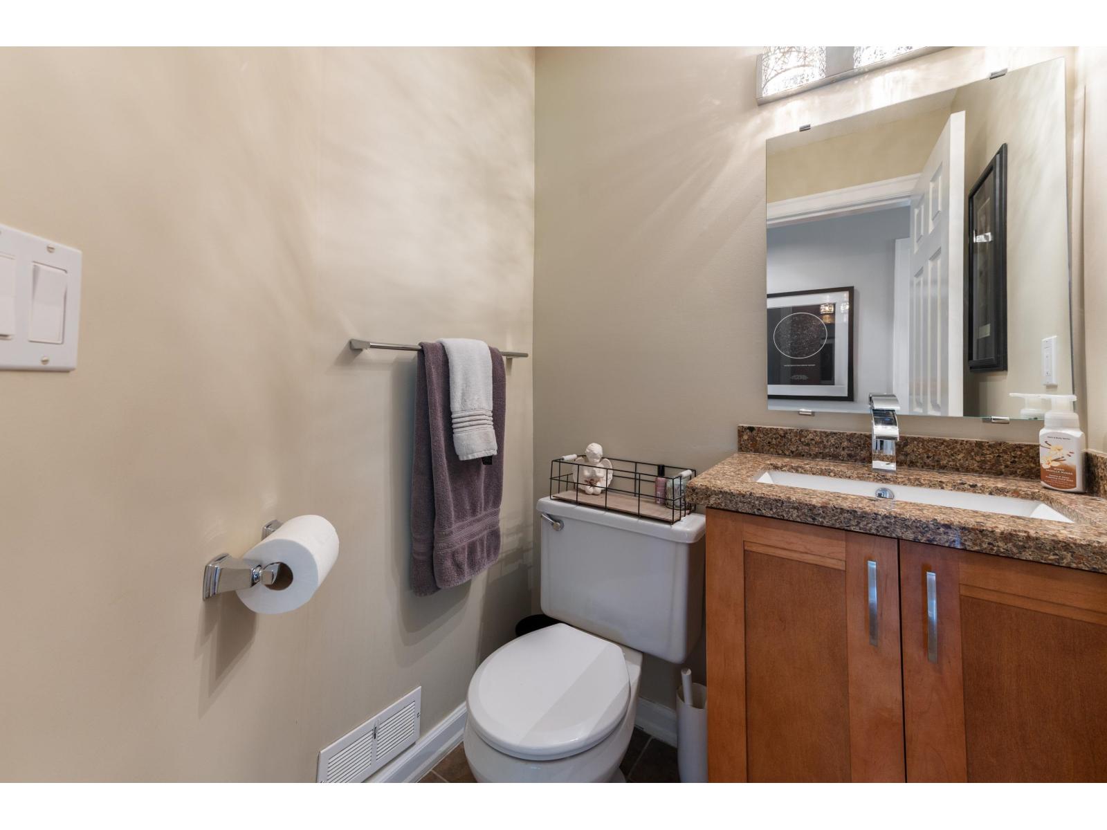 4 Bed, 3 Bath House for Sale in Surrey – 7852 165 STREET, Surrey – MLS# R3126843 - Image 36