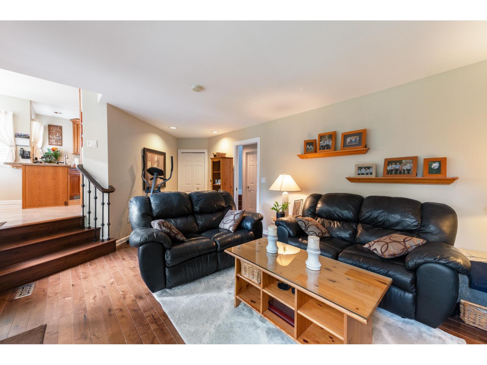4 Bed, 3 Bath House for Sale in Surrey – 7852 165 STREET, Surrey – MLS# R3126843 - Image 29