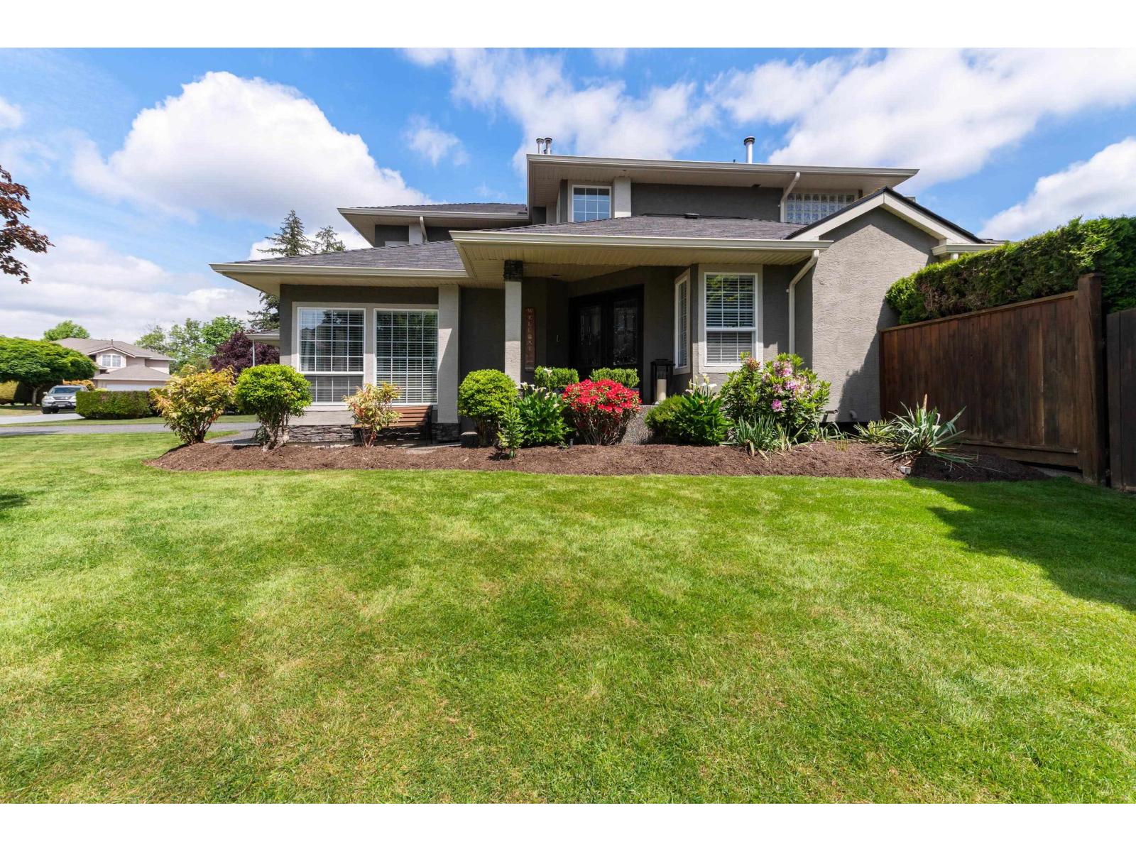 4 Bed, 3 Bath House for Sale in Surrey – 7852 165 STREET, Surrey – MLS# R3126843 - Image 38